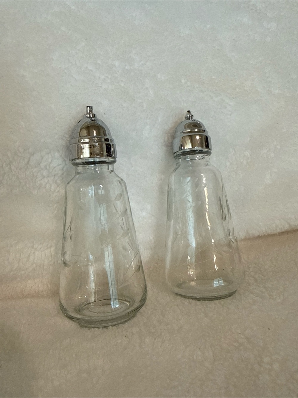 Princess house heritage crystal glass salt and pepper shakers no chips floral